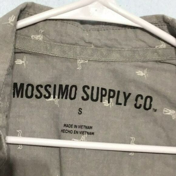 Mossimo Men's Gray Steer Skull Shirt Size S - Picture 3 of 7